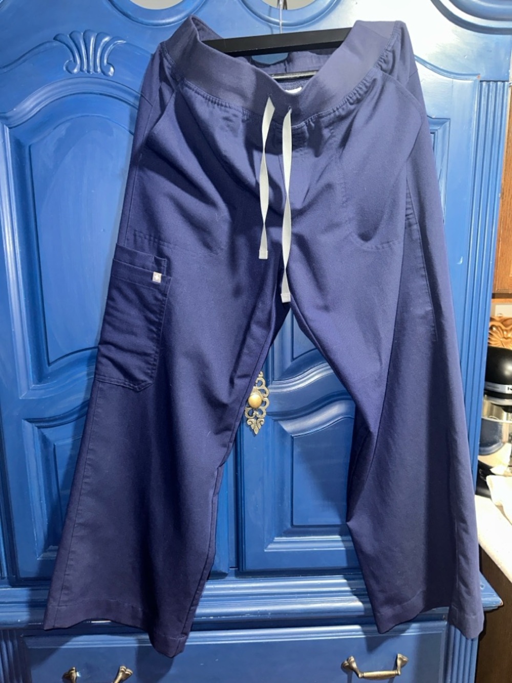 FIGS Navy Blue Yola Cargo Scrub Pants - Large Petite (L/P)